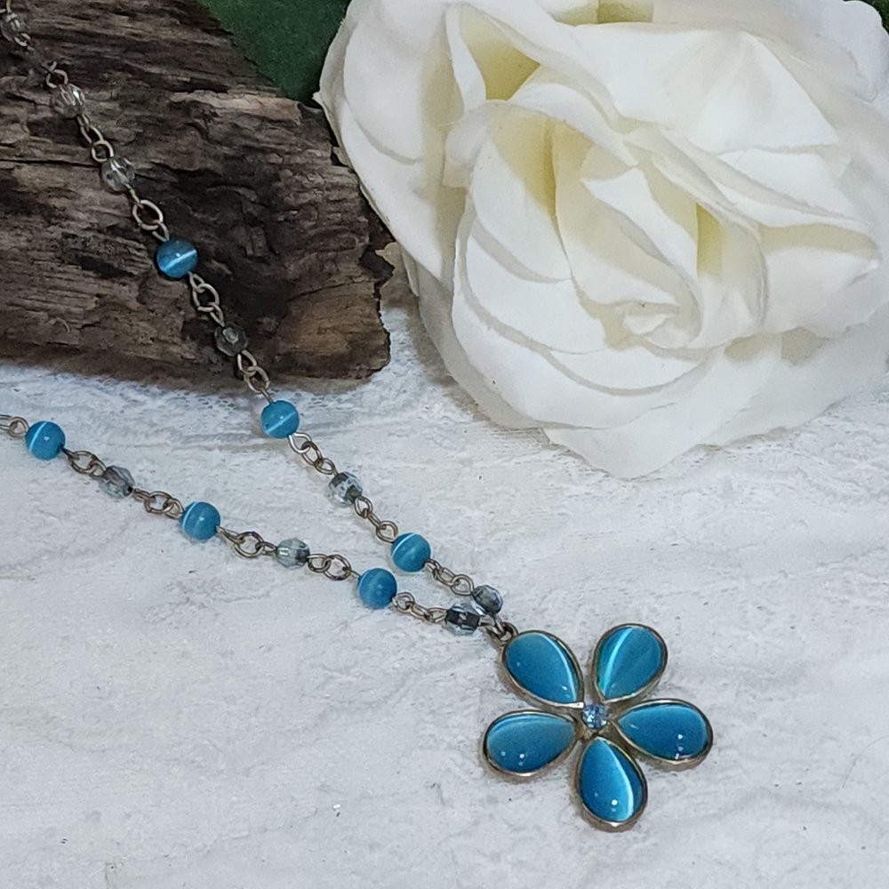Silver Toned Chain With Beautiful Blue Glass Flower Necklace